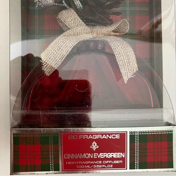 NWT GC Fragrance Reed Diffuser - Picture 2 of 8